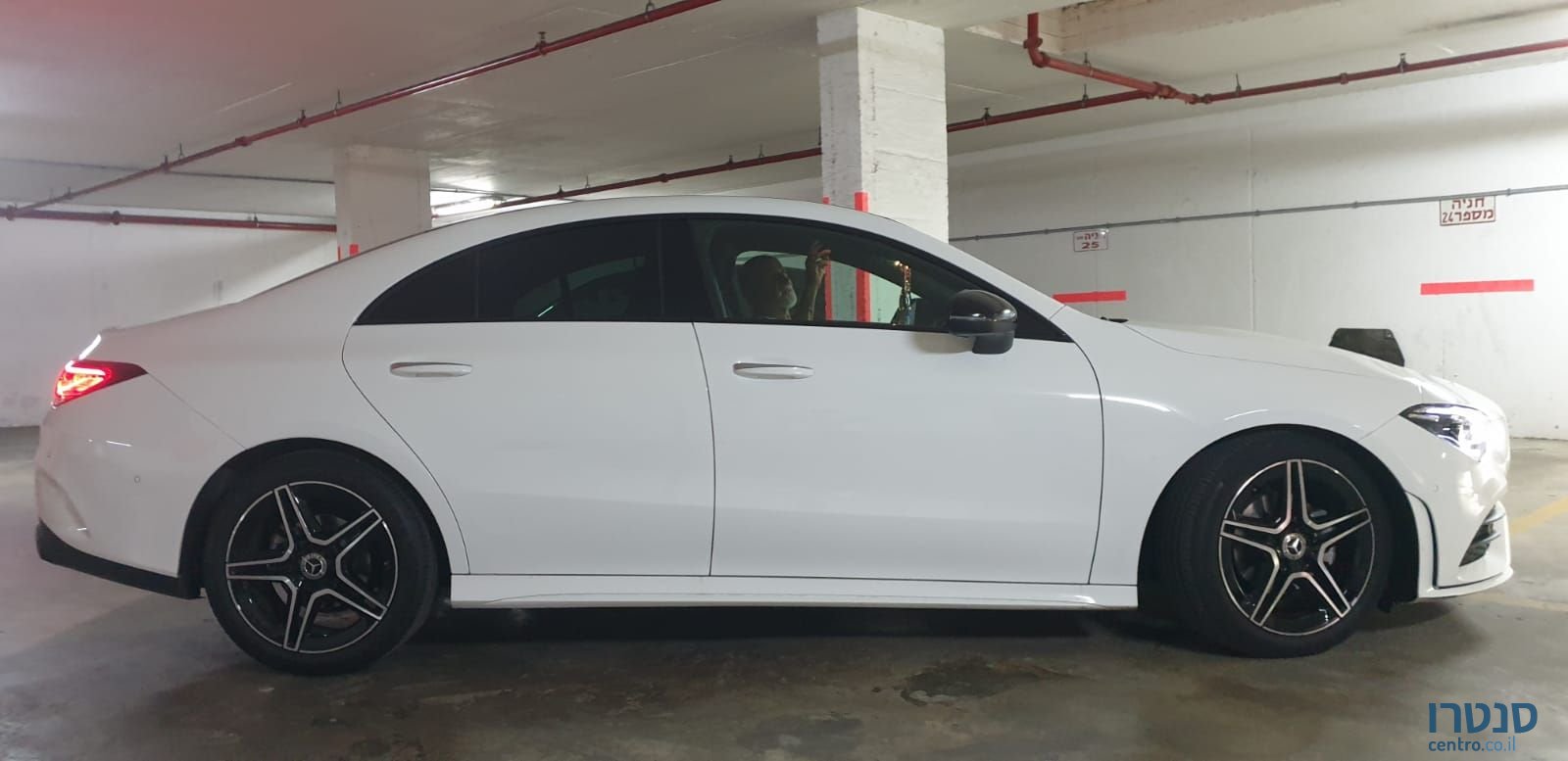 2022' Mercedes-Benz 180 מרצדס photo #2