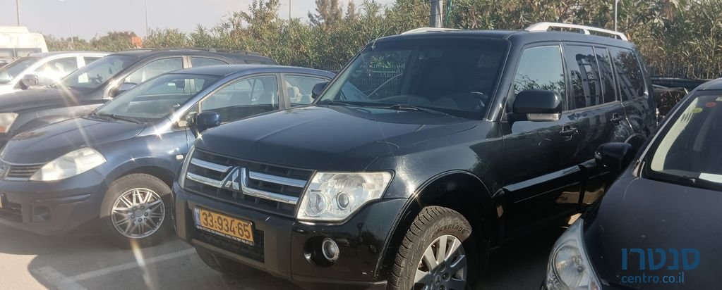 2008' Mitsubishi Pajero מיצובישי פג'רו photo #1