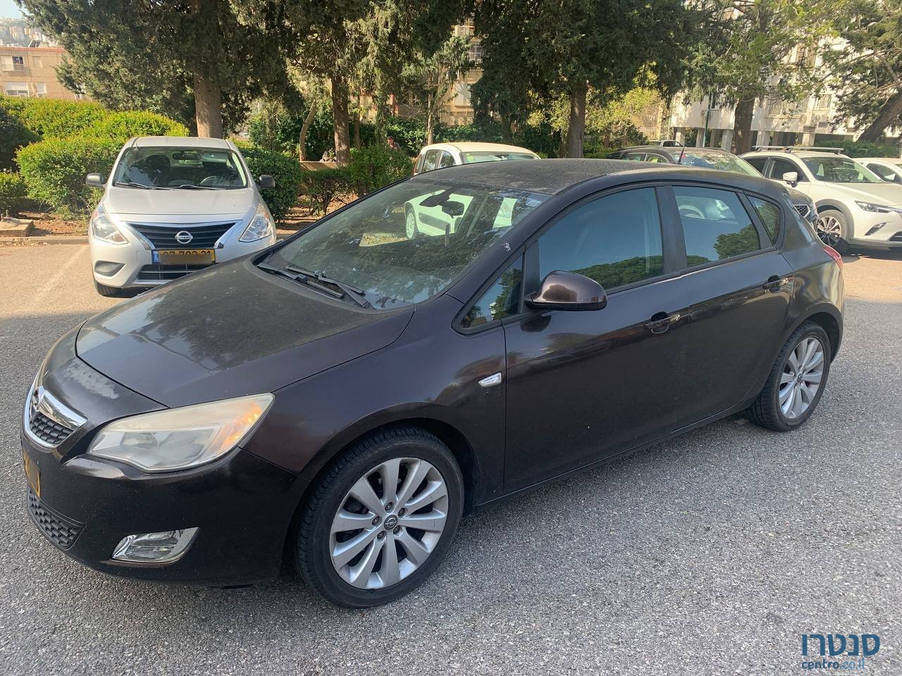 2012' Opel Astra J Turbo photo #5