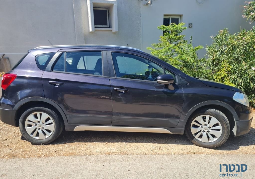 2013' Suzuki SX4 סוזוקי קרוסאובר photo #4