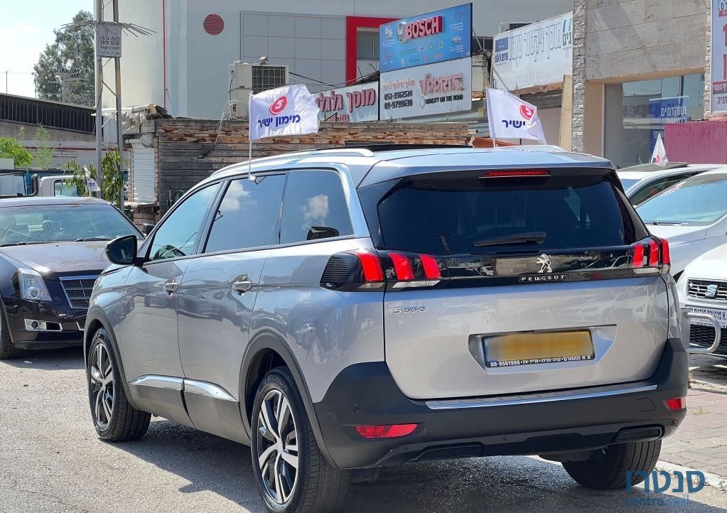 2019' Peugeot 5008 פיג'ו photo #4