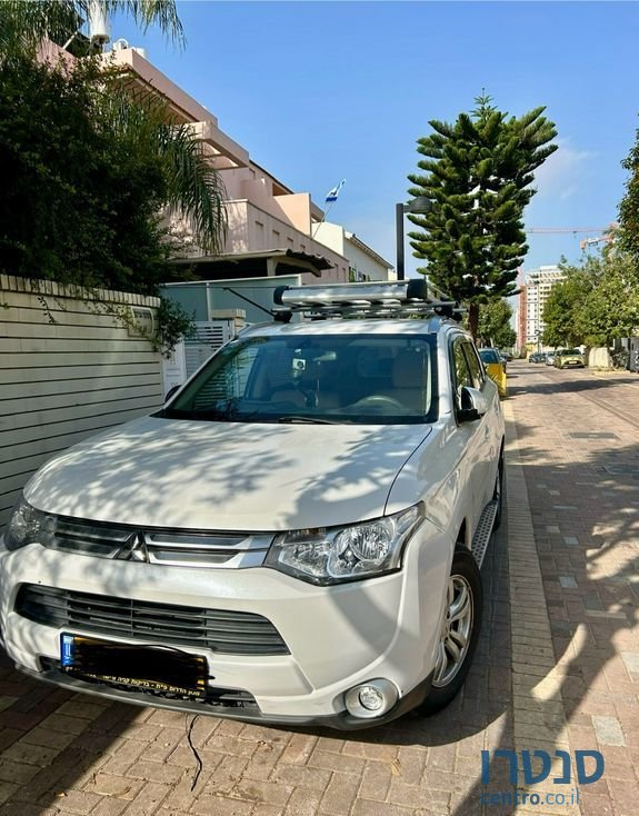 2015' Mitsubishi Outlander מיצובישי אאוטלנדר photo #2