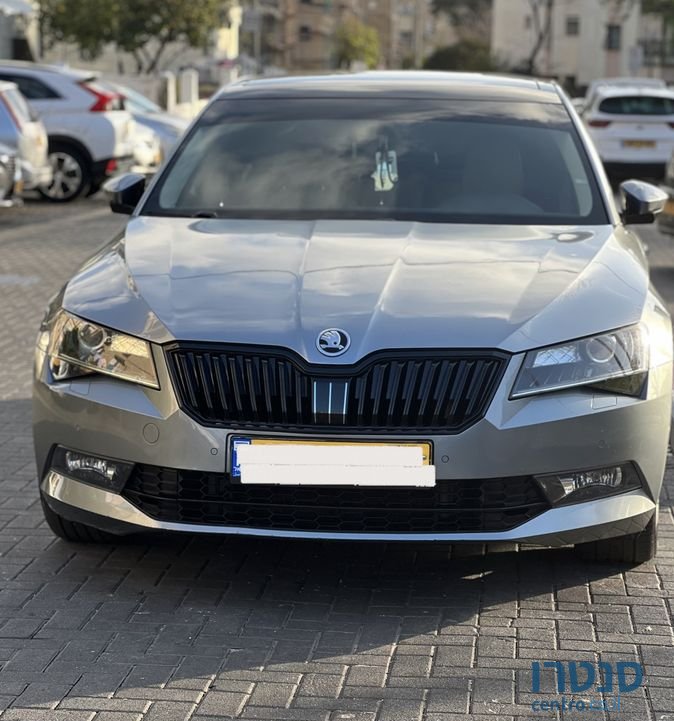 2017' Skoda Superb סקודה סופרב photo #1