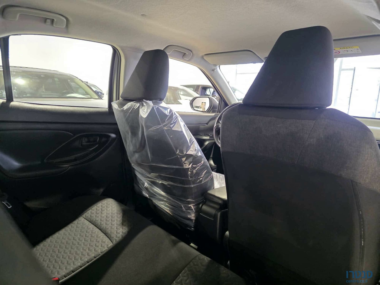 2023' Toyota Yaris Cross photo #6