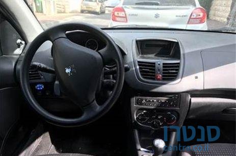 2011' Peugeot 206 פיג'ו photo #1