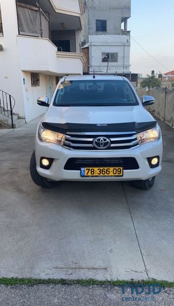 2017' Toyota Hilux טויוטה היילקס photo #1