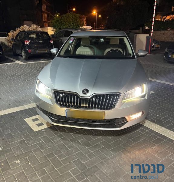 2018' Skoda Superb סקודה סופרב photo #1