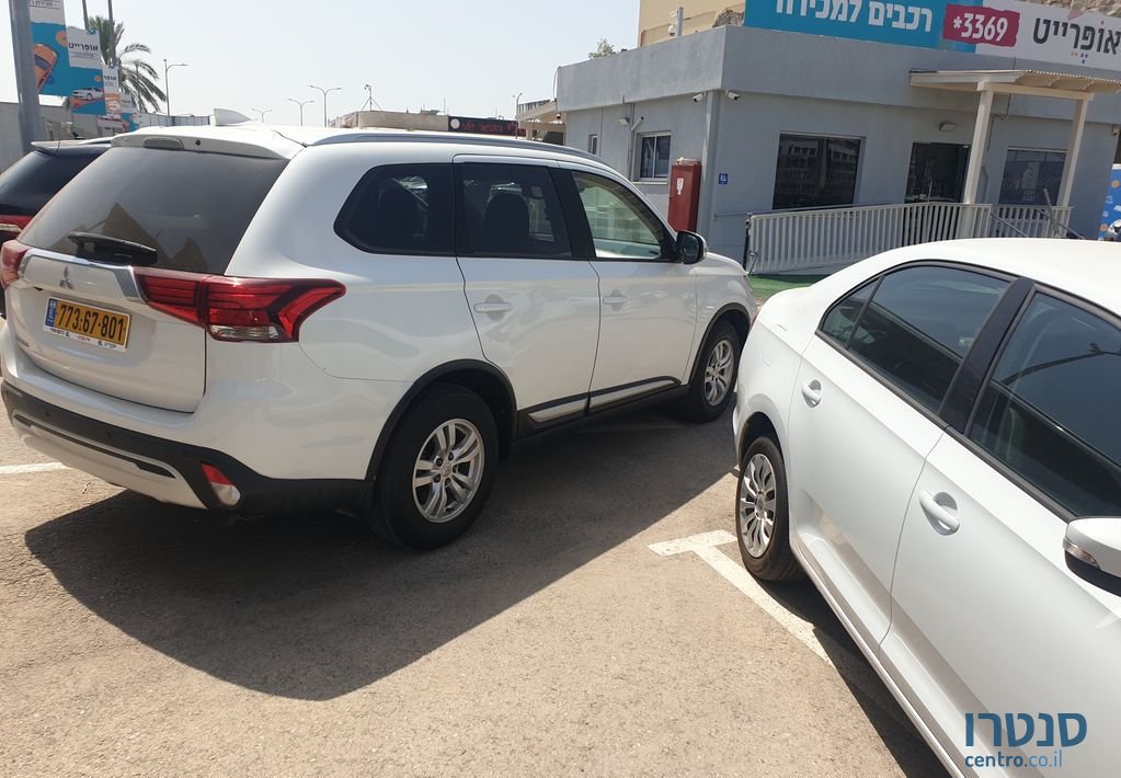 2019' Mitsubishi Outlander מיצובישי אאוטלנדר photo #4