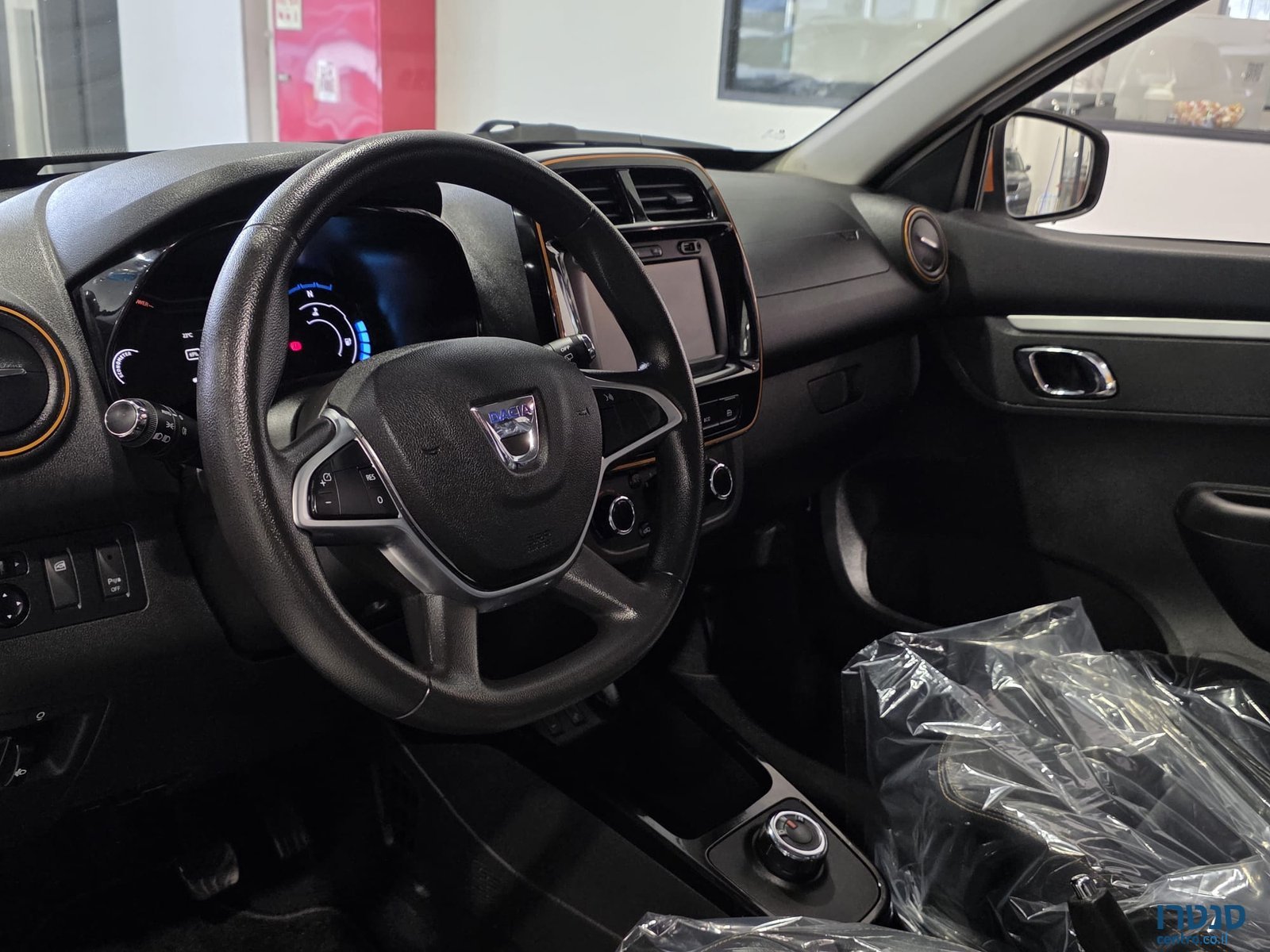 2023' Dacia Spring photo #6