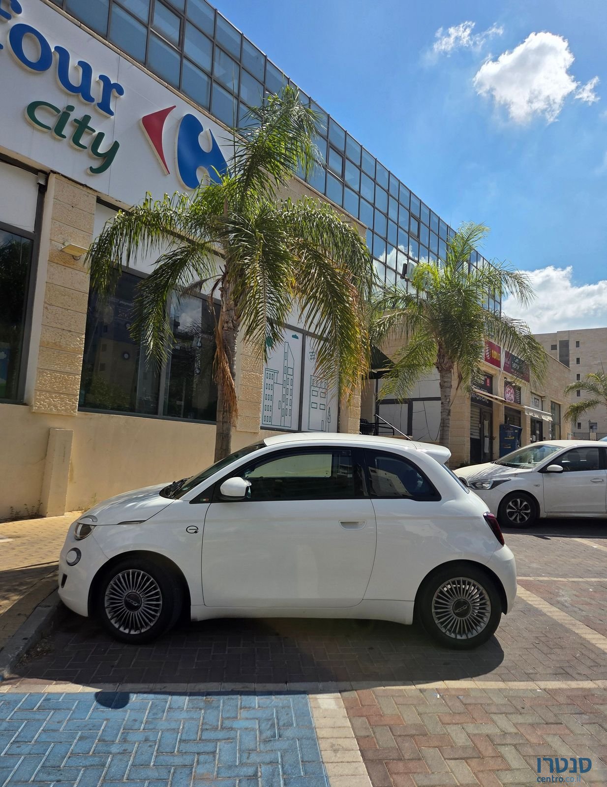 2024' Fiat 500 פיאט photo #4