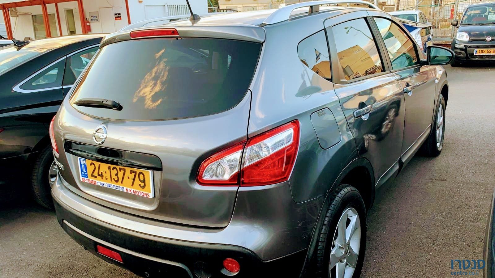 2011' Nissan Qashqai photo #2