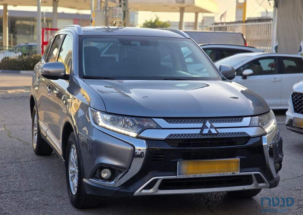 2019' Mitsubishi Outlander מיצובישי אאוטלנדר photo #3