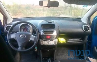 2012' Toyota Aygo photo #1