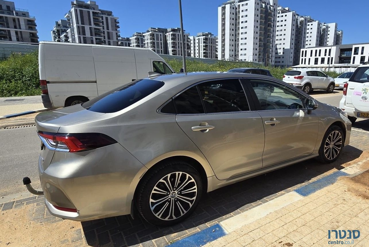 2020' Toyota Corolla טויוטה קורולה photo #3