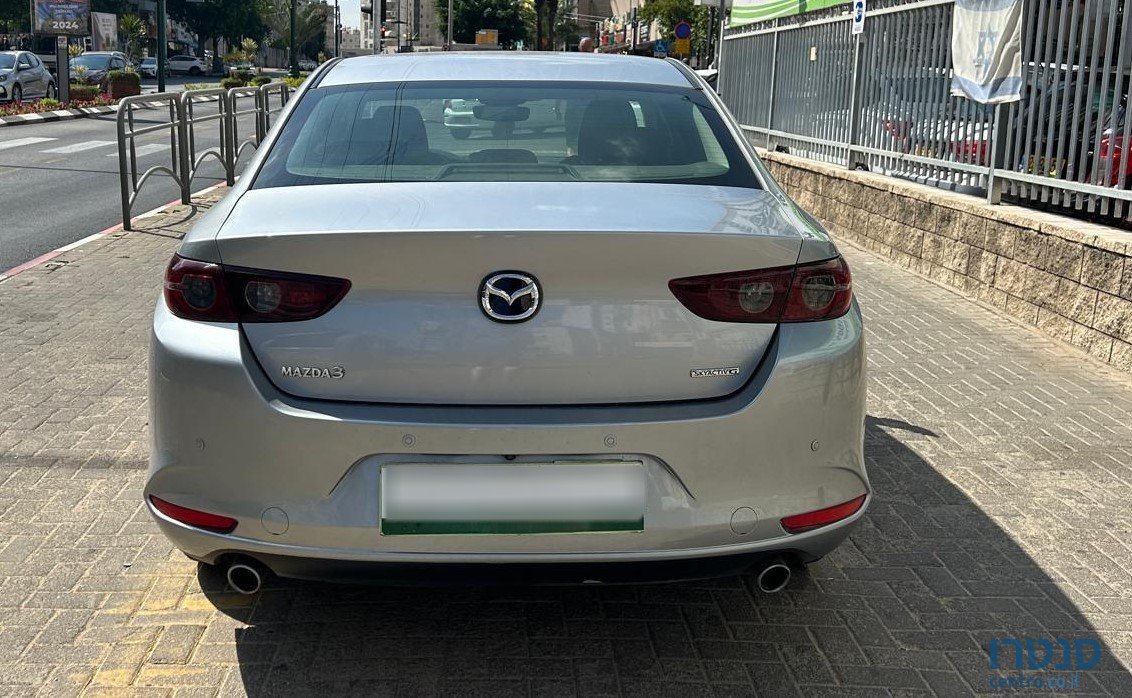 2022' Mazda 3 photo #5