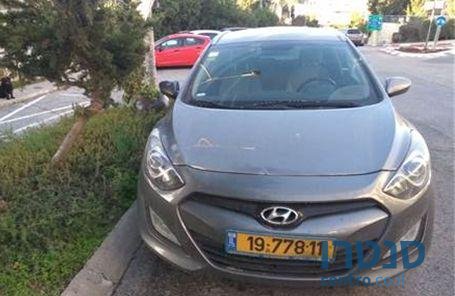 2013' Hyundai I30Cw i30 CW יונדאי photo #3