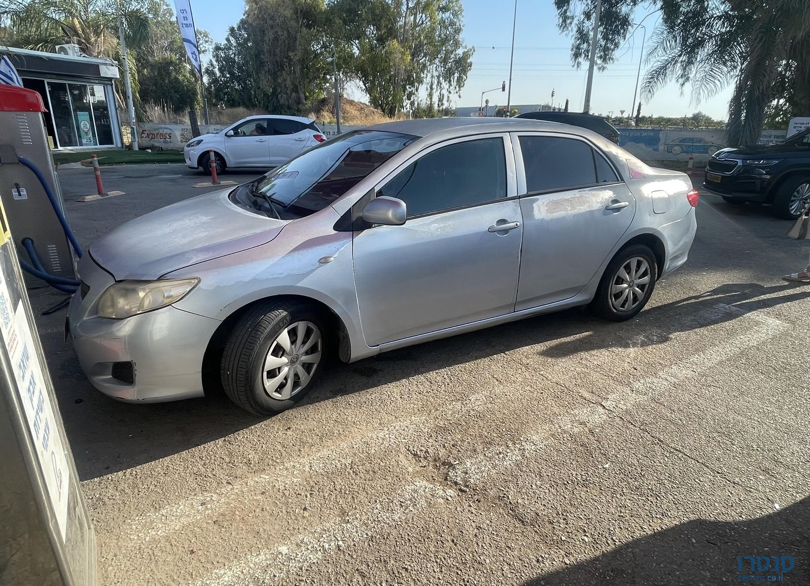 2010' Toyota Corolla טויוטה קורולה photo #3