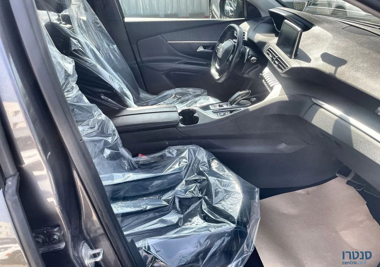 2022' Peugeot 3008 פיג'ו photo #6