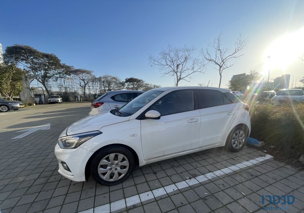 2020' Hyundai i20 יונדאי photo #2