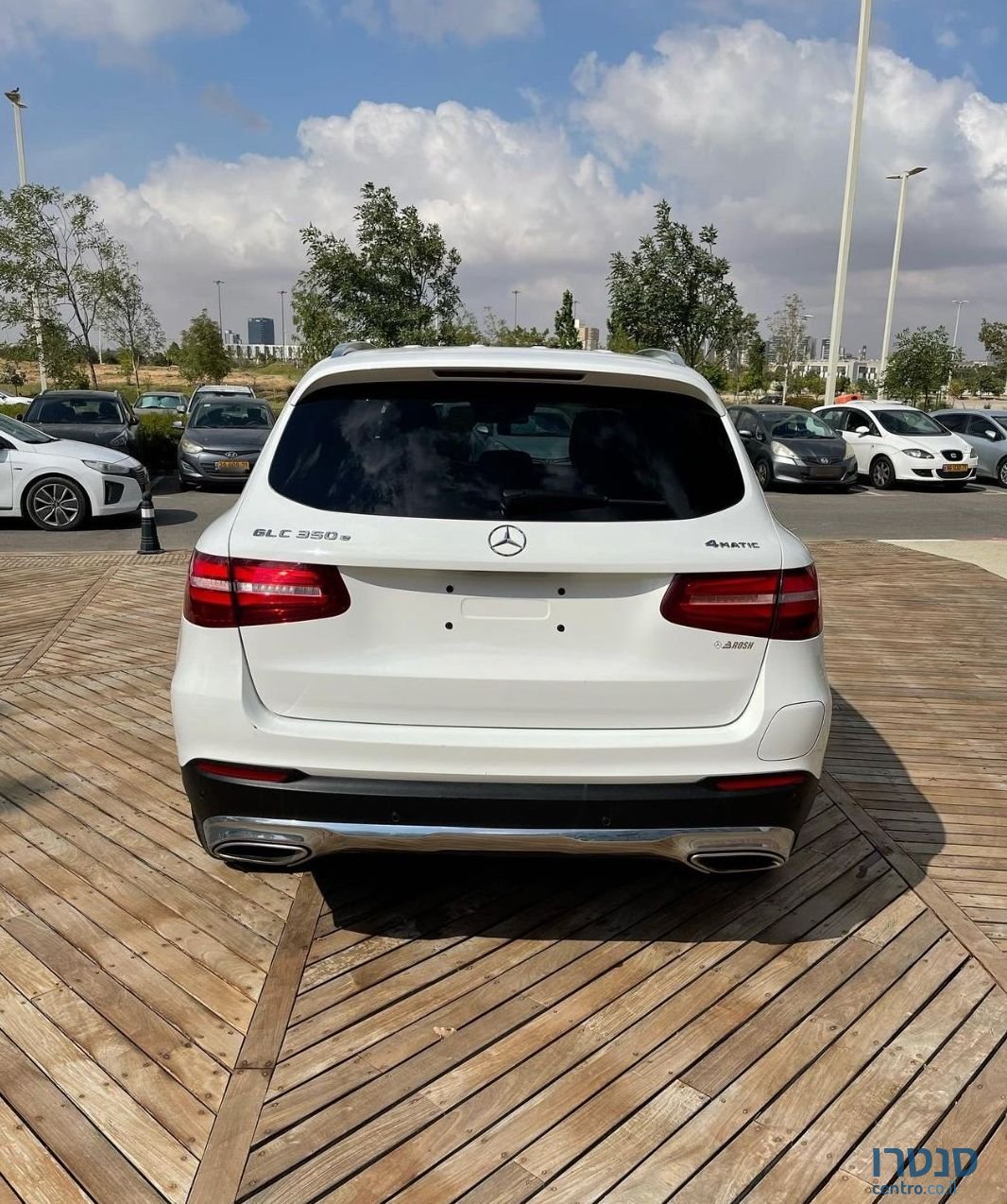 2018' Mercedes-Benz GLC מרצדס-בנץ photo #5