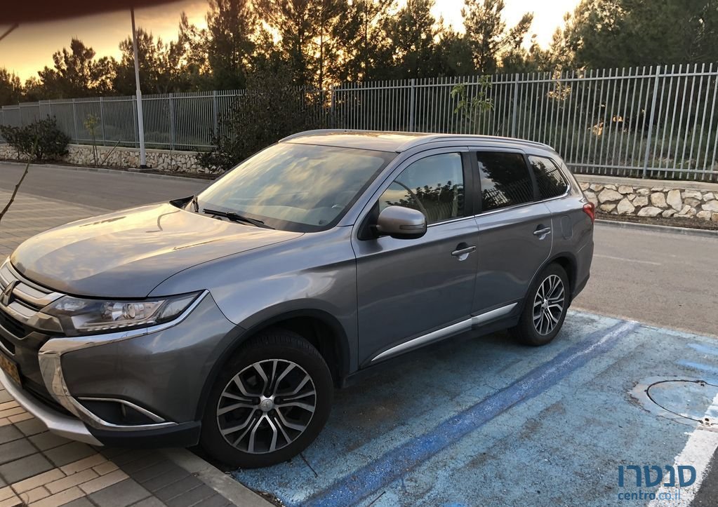 2016' Mitsubishi Outlander מיצובישי אאוטלנדר photo #3