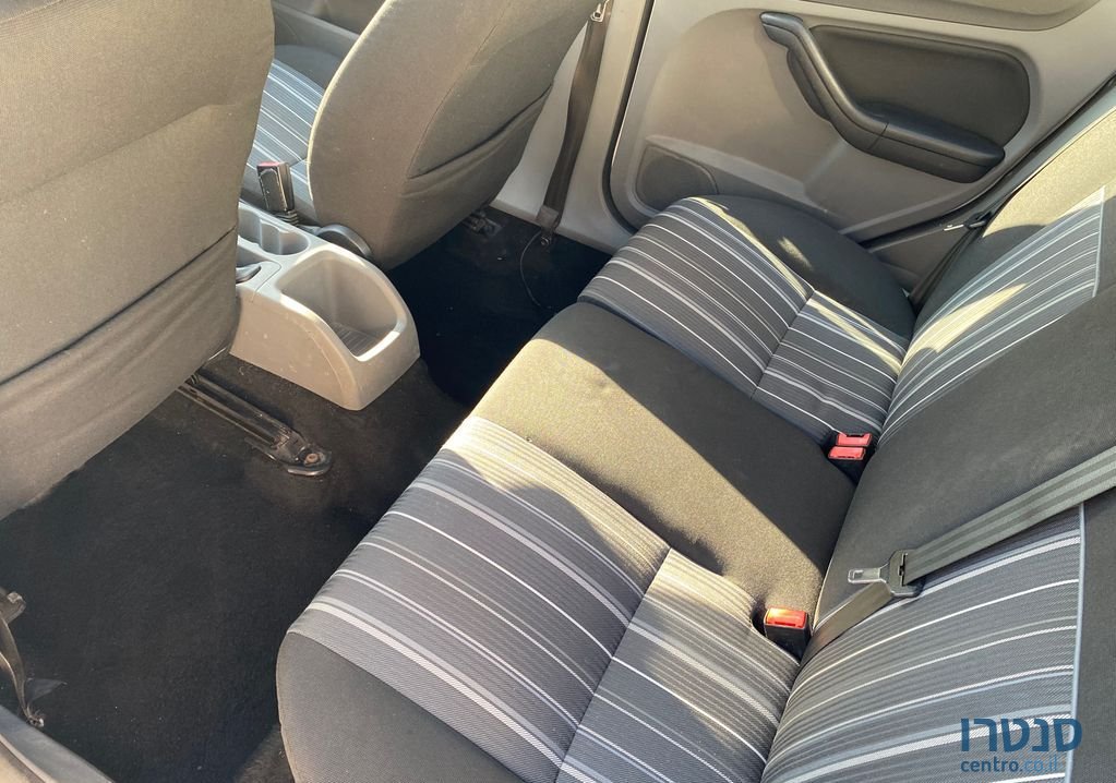 2011' Ford Focus פורד פוקוס photo #6