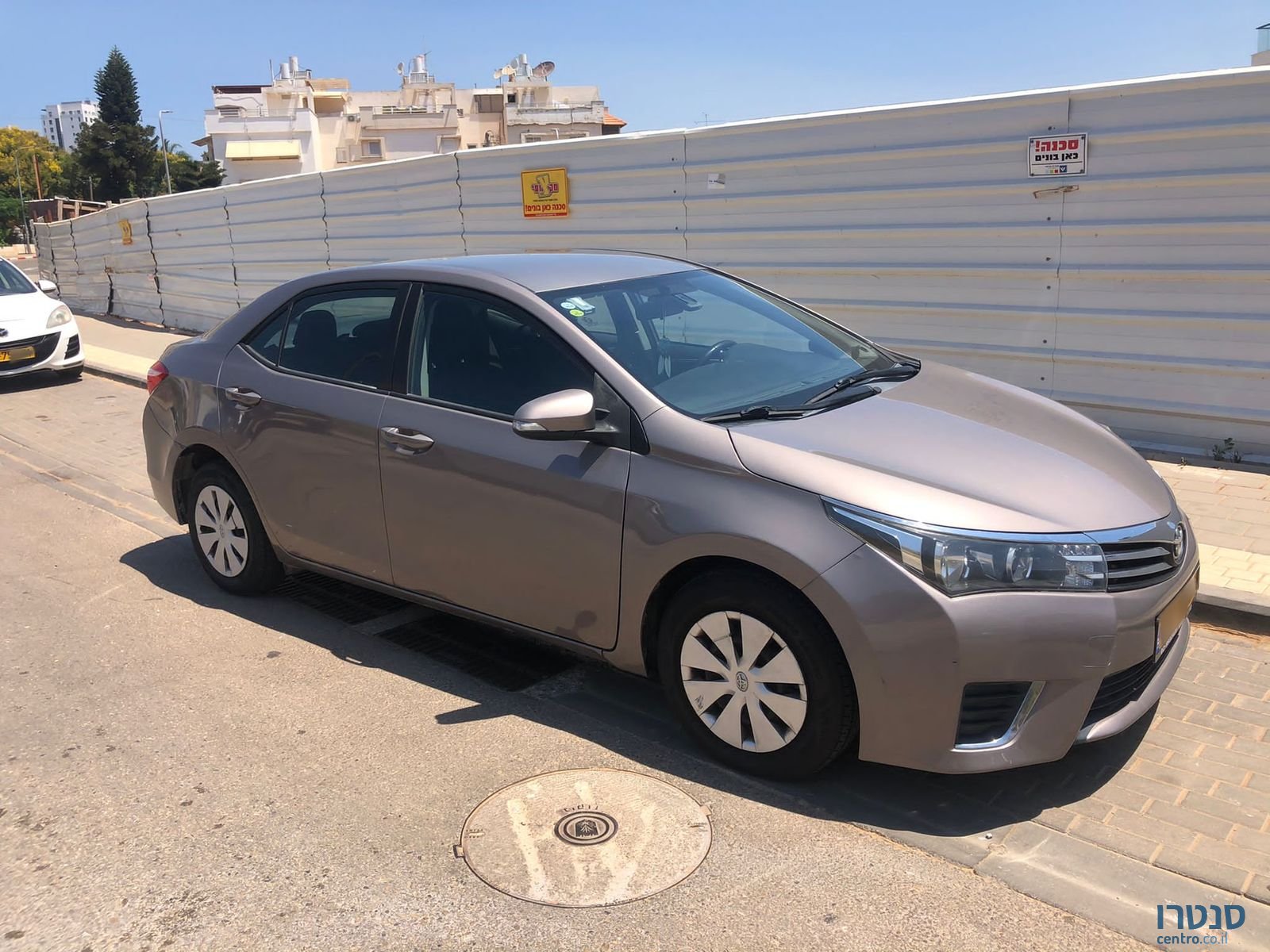 2016' Toyota Corolla טויוטה קורולה photo #1