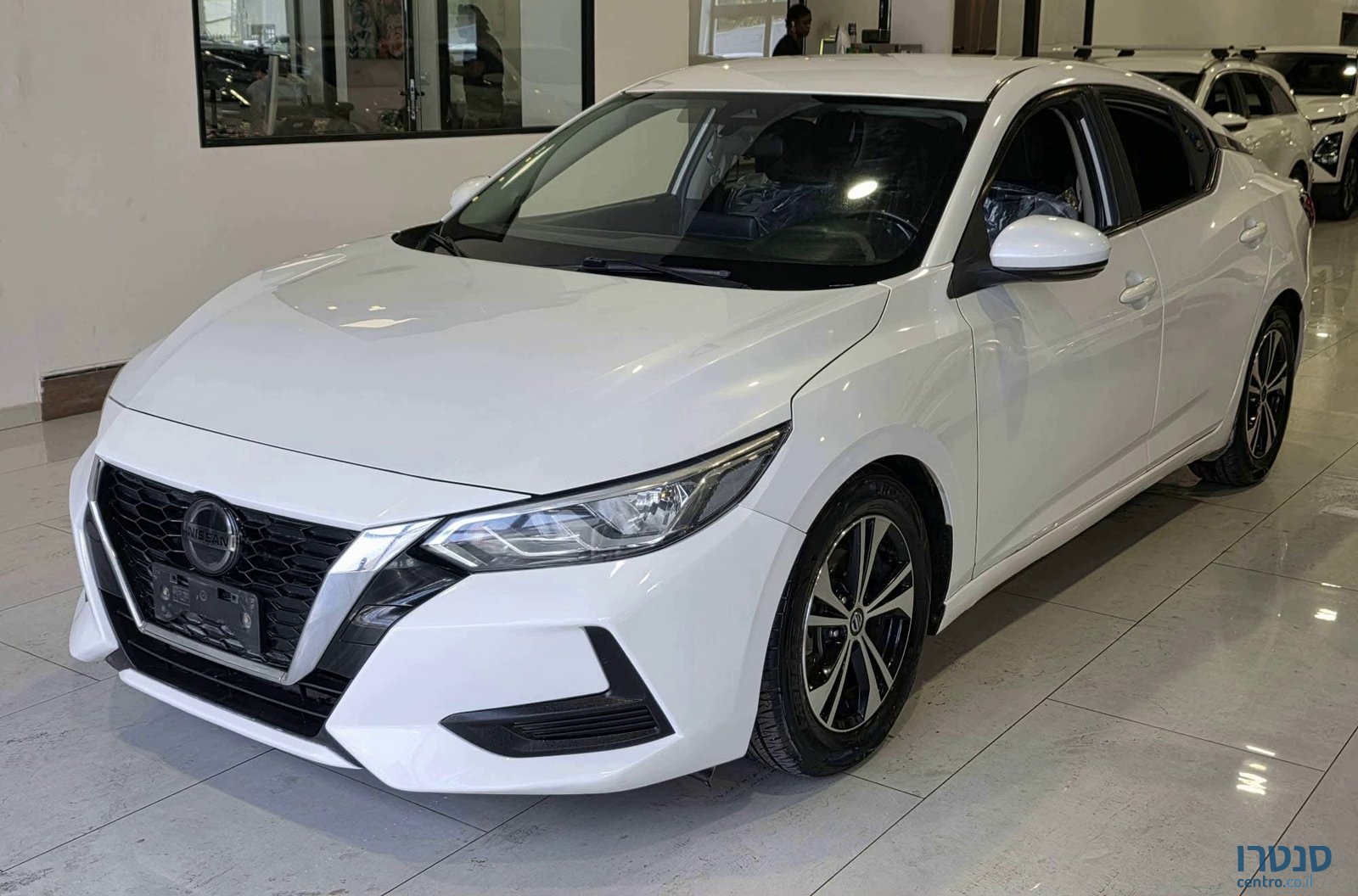 2020' Nissan Sentra photo #1