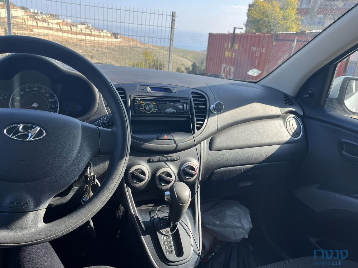 2011' Hyundai i10 יונדאי photo #2