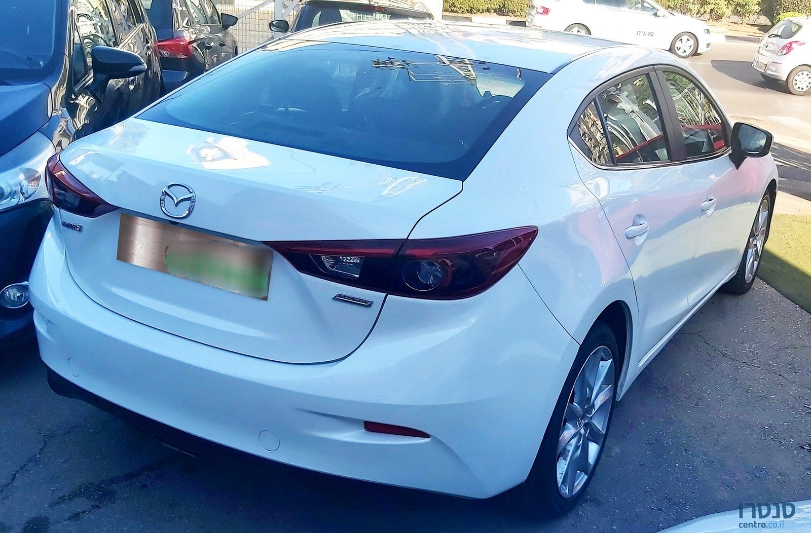 2019' Mazda 3 photo #2