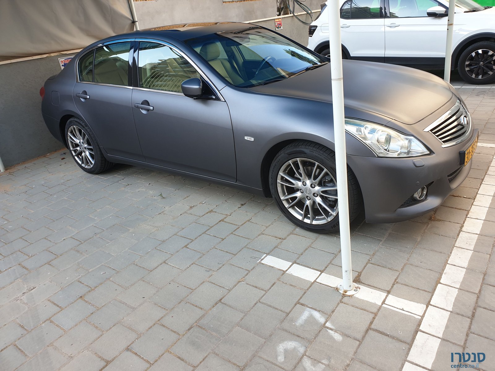 2012' Infiniti G37 אינפיניטי photo #4