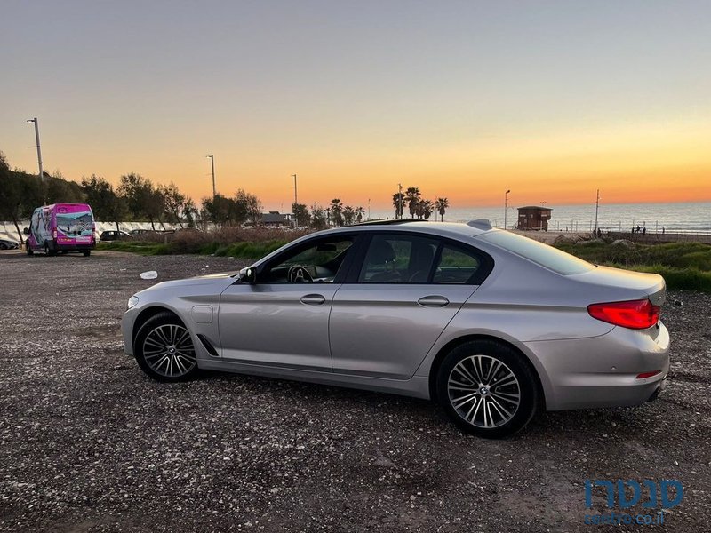 2020' BMW 5 Series ב.מ.וו סדרה 5 photo #5