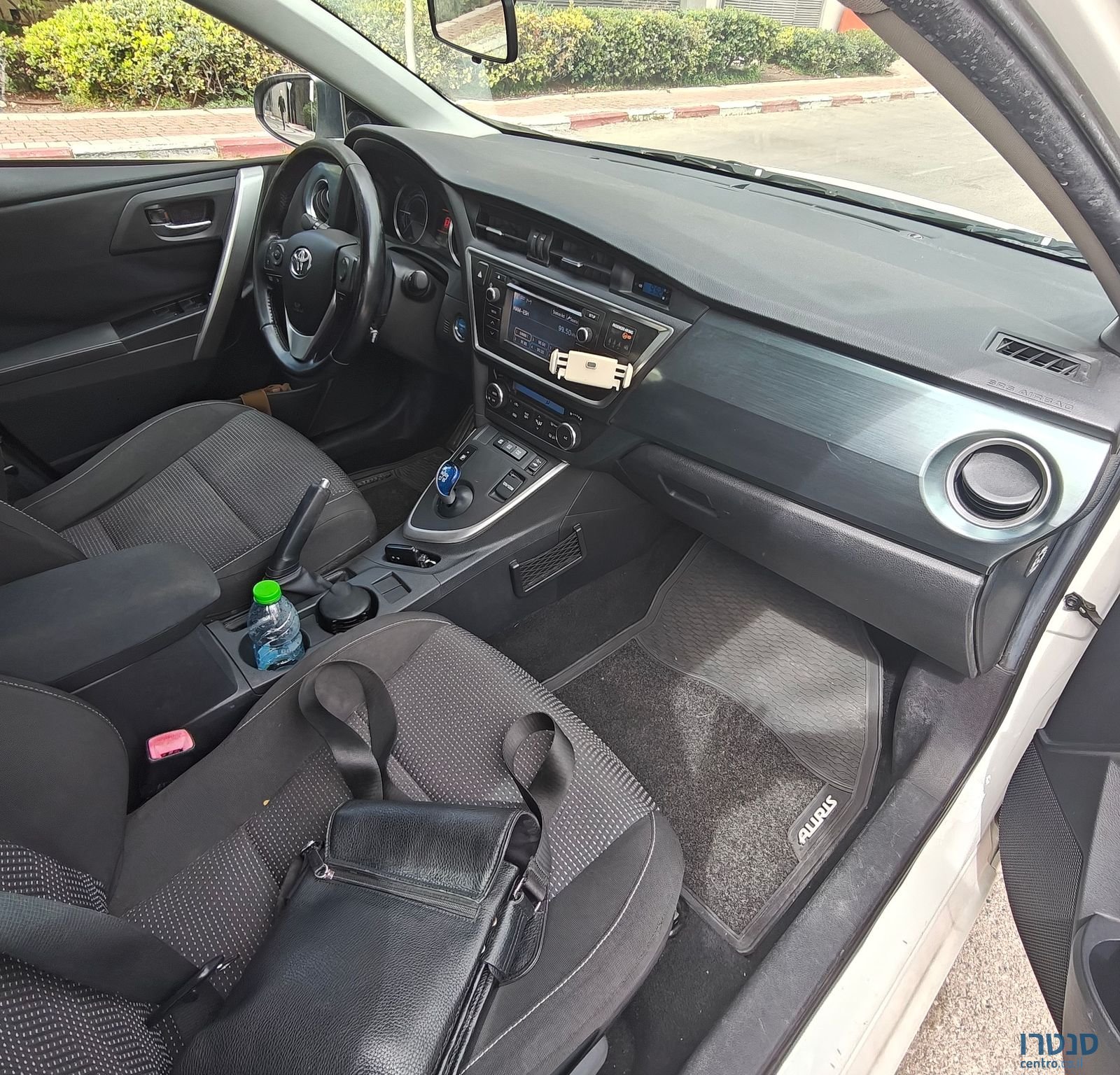 2013' Toyota Auris טויוטה אוריס photo #3