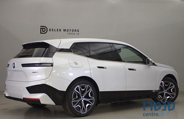 2024' BMW iX ב מ וו photo #2