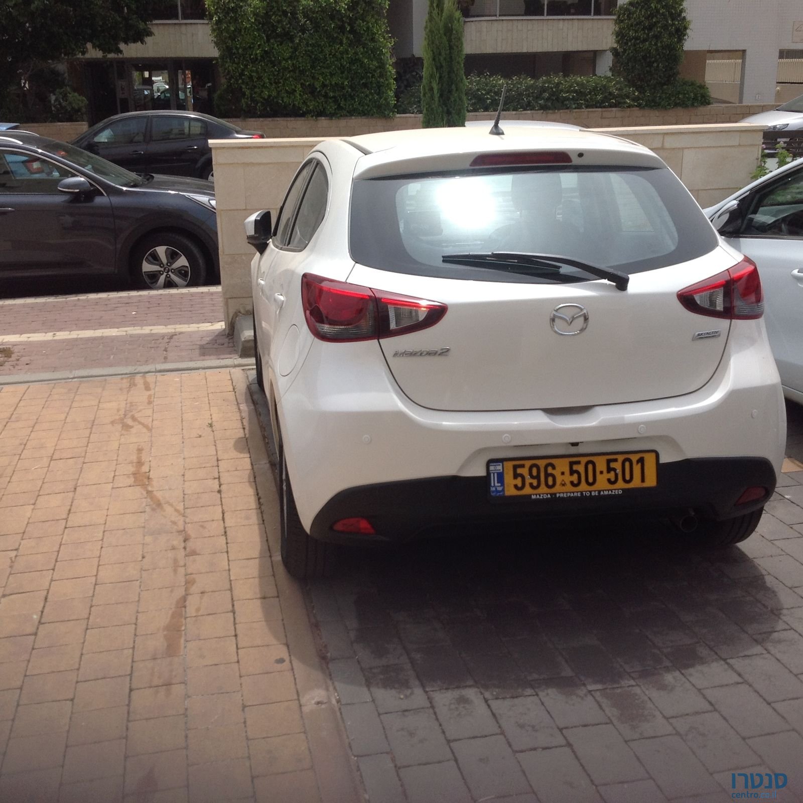 2018' Mazda 2 photo #1