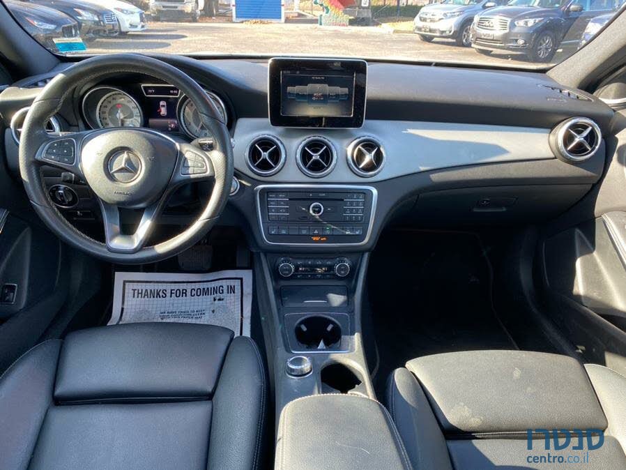 2018' Mercedes-Benz GLA-Class 250 photo #3