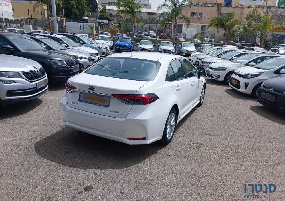 2020' Toyota Corolla טויוטה קורולה photo #3