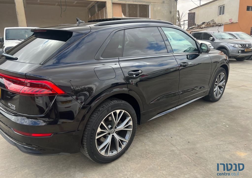 2020' Audi Q8 אאודי photo #3