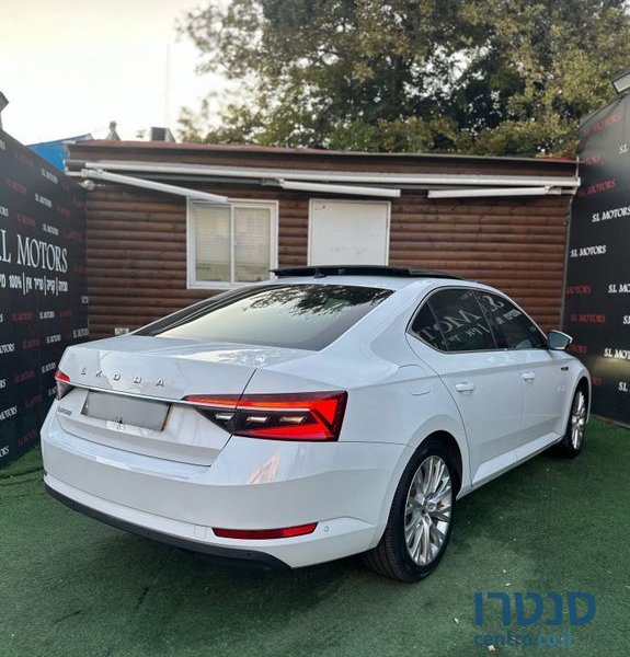 2020' Skoda Superb סקודה סופרב photo #4