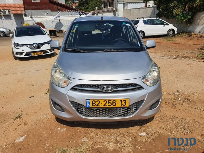 2012' Hyundai i10 יונדאי photo #1