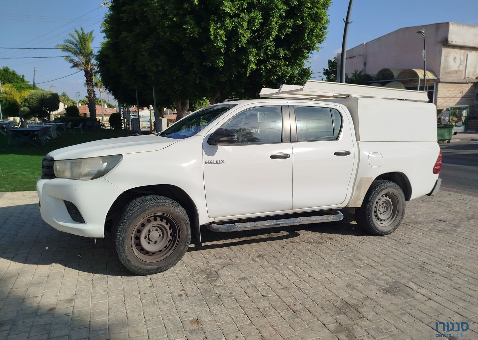 2017' Toyota Hilux טויוטה היילקס photo #1