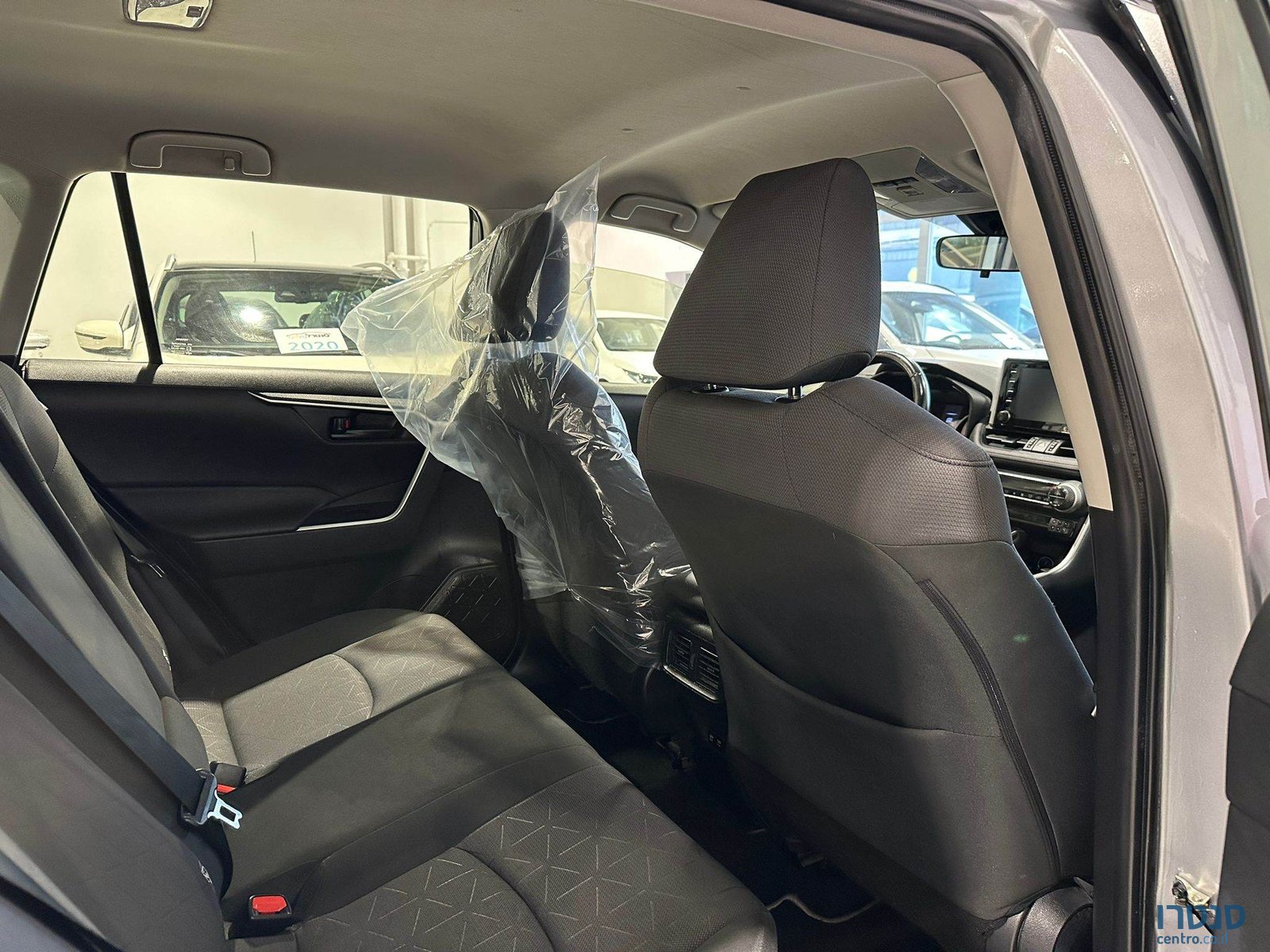 2021' Toyota RAV4 photo #6