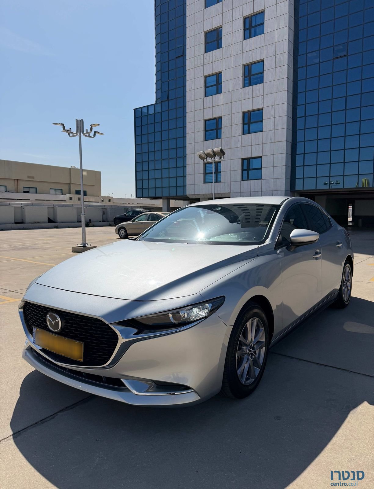 2022' Mazda 3 מאזדה photo #1