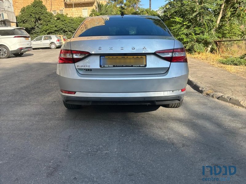 2021' Skoda Superb סקודה סופרב photo #1