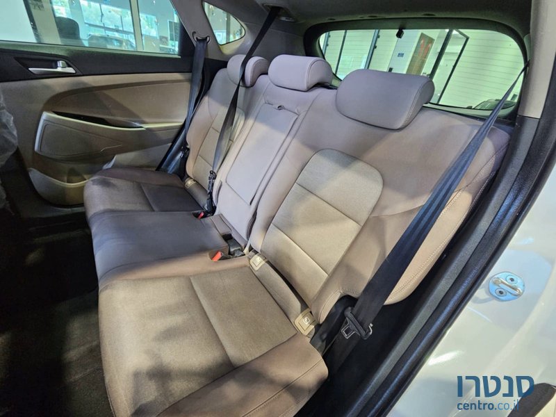 2019' Hyundai Tucson photo #6