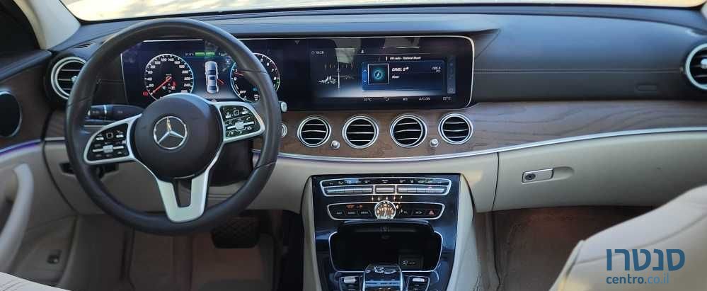 2019' Mercedes-Benz E-Class מרצדס photo #4