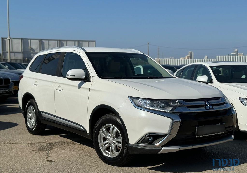 2019' Mitsubishi Outlander מיצובישי אאוטלנדר photo #2