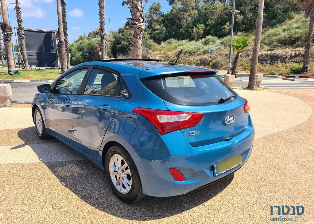 2015' Hyundai i30 יונדאי photo #3