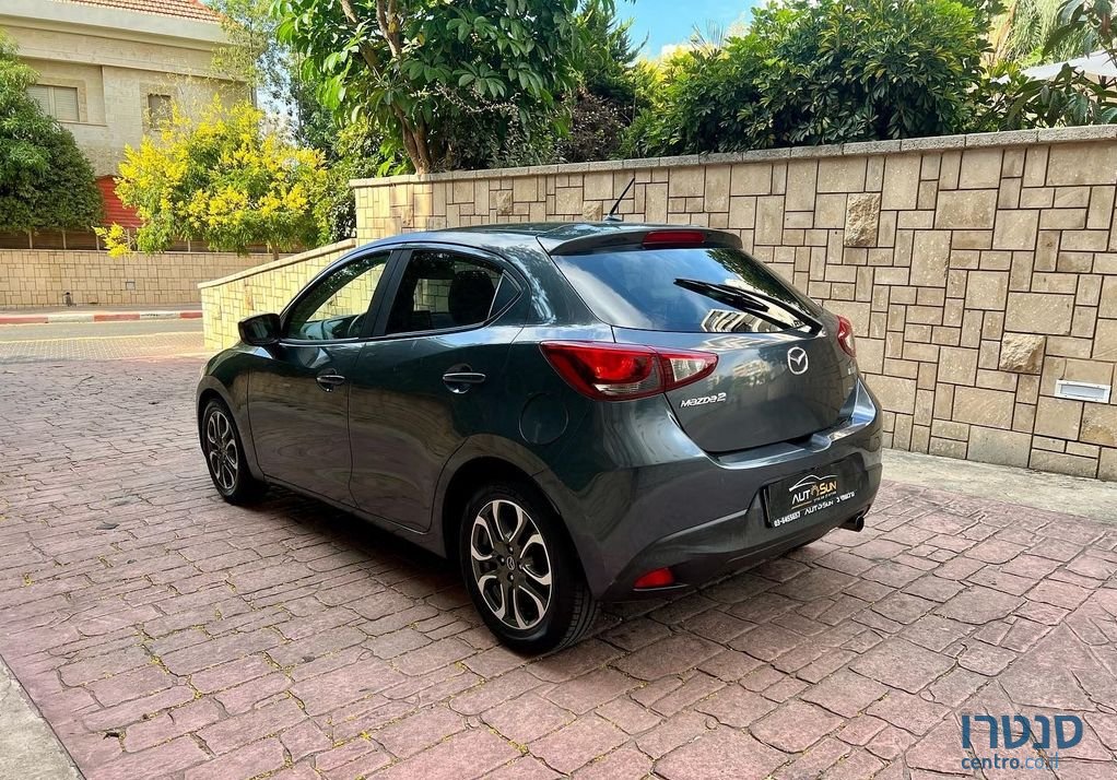 2017' Mazda 2 מאזדה photo #6