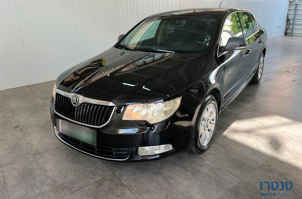 2009' Skoda Superb photo #1
